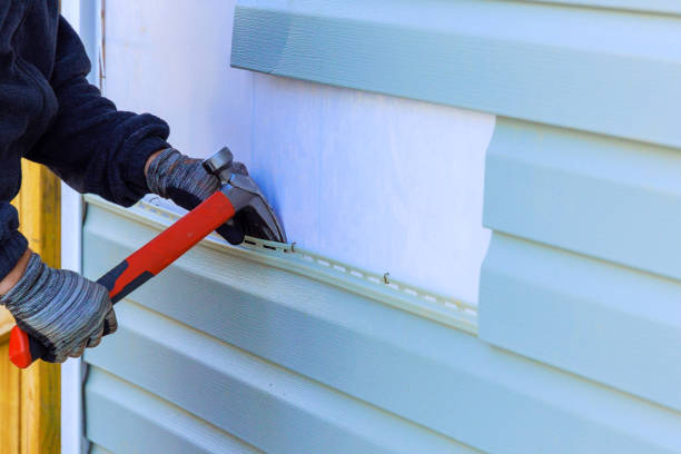 Reliable Vinyl Siding contractor in Hopkinton, MA by Squared Siding